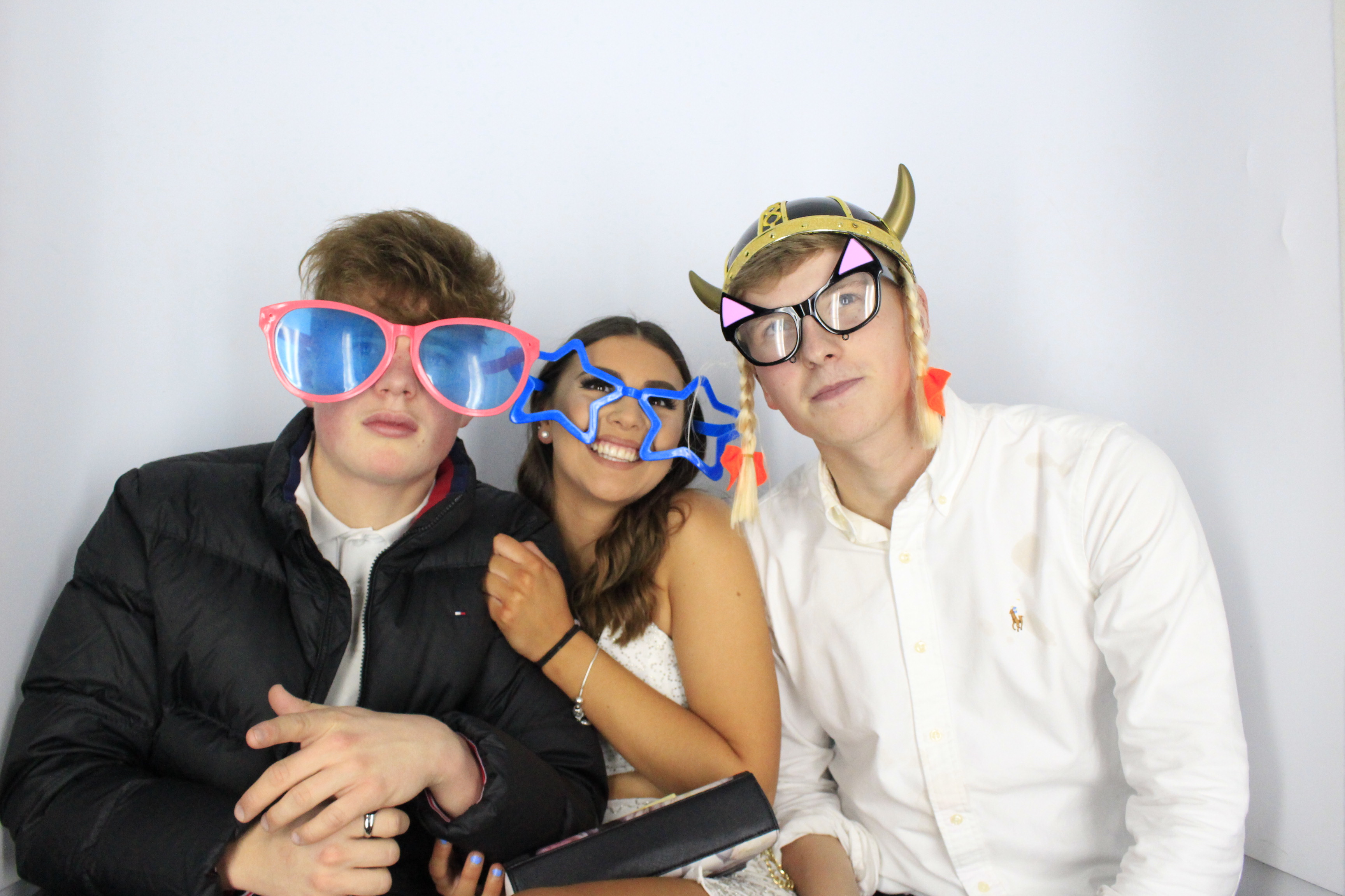 Issy & Alice's 18th Birthday Party | View more photos from the event at gallery.myphotoboothexperience.co.uk/u/MyPhotoBoothExperienceLtd/Issy-Alices-18th-Birthday-Party
